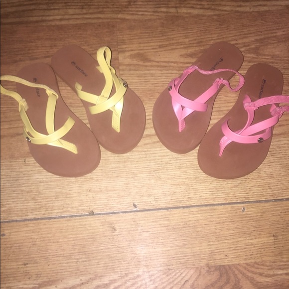 2 pairs of sandals flip flops size 9 yellow and pink - Picture 5 of 13